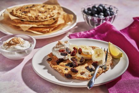 California raisin, blueberry and cinnamon pancakes